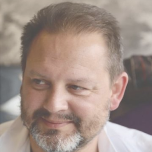 Dr Arnaud Le Tohic